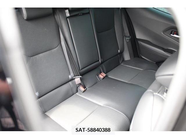 Toyota PRIUS 2023-06 366684-16