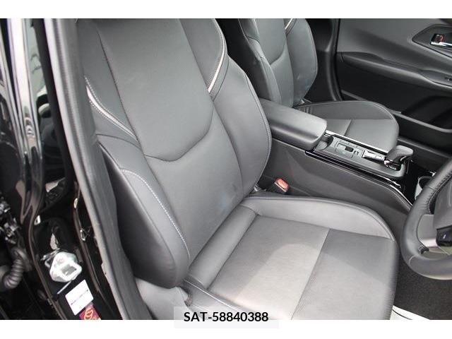 Toyota PRIUS 2023-06 366684-15