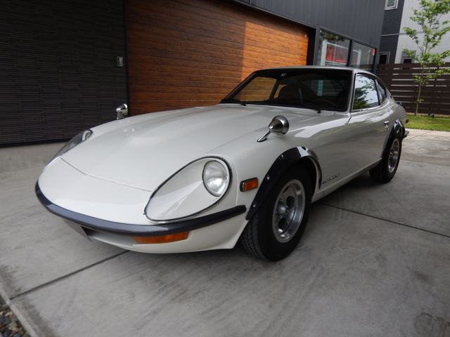 Nissan FAIRLADY Z 2007-09 23374-0