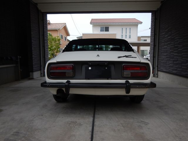 Nissan FAIRLADY Z 2007-09 23374-8