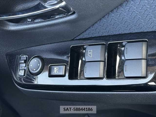 Mitsubishi EK X 2019-09 296870-25