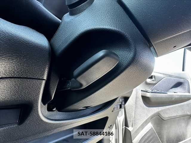 Mitsubishi EK X 2019-09 296870-26