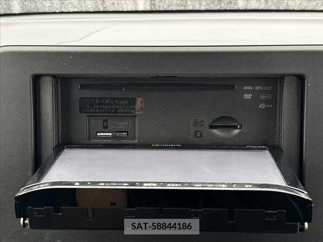 Mitsubishi EK X 2019-09 296870-28