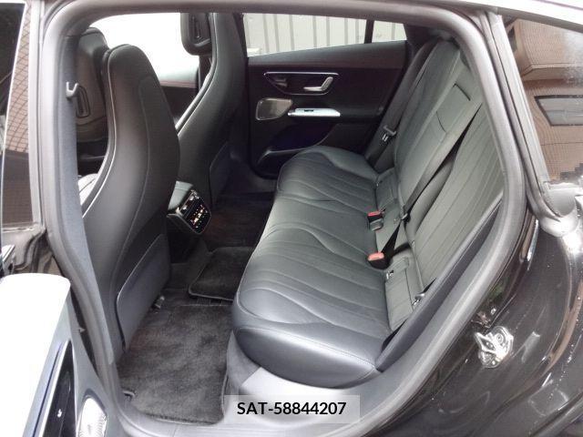 Mercedes Benz EQE 2022-11 223564-17