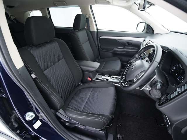 Mitsubishi OUTLANDER 2018-01 25417-5