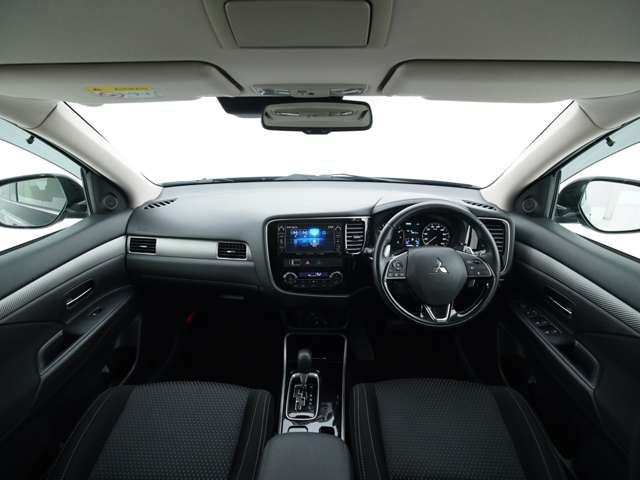 Mitsubishi OUTLANDER 2018-01 25417-4
