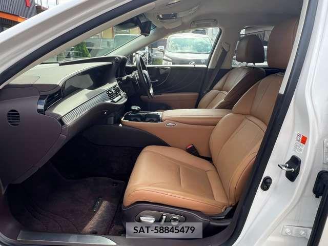 Lexus LS 2018-03 397108-9