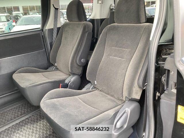 Toyota VOXY 2012-02 209331-13