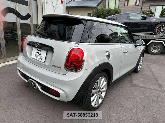 Bmw MINI 2020-02 332143-4