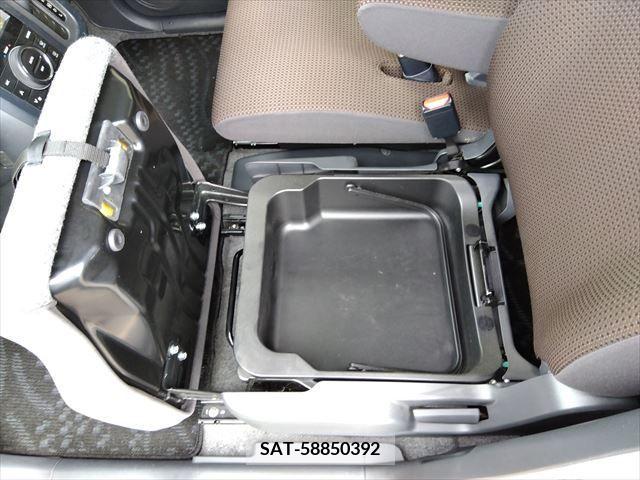 Suzuki MR WAGON 2012-07 234958-13