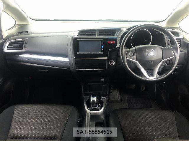 Honda FIT HYBRID 2017-06 374527-1