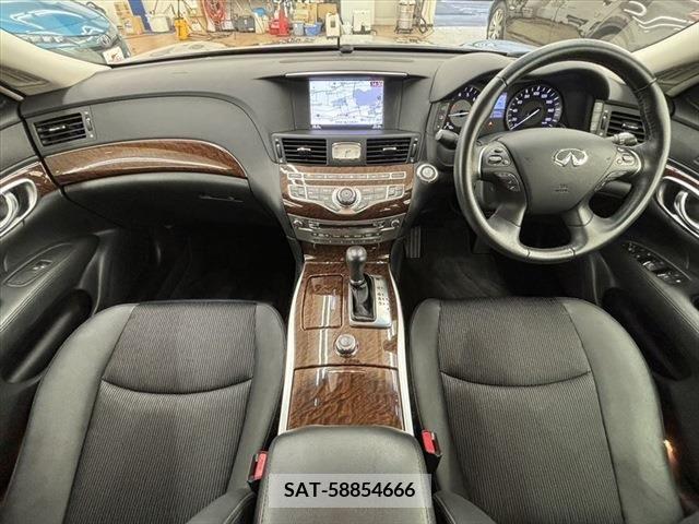 Nissan FUGA 2015-03 396686-1
