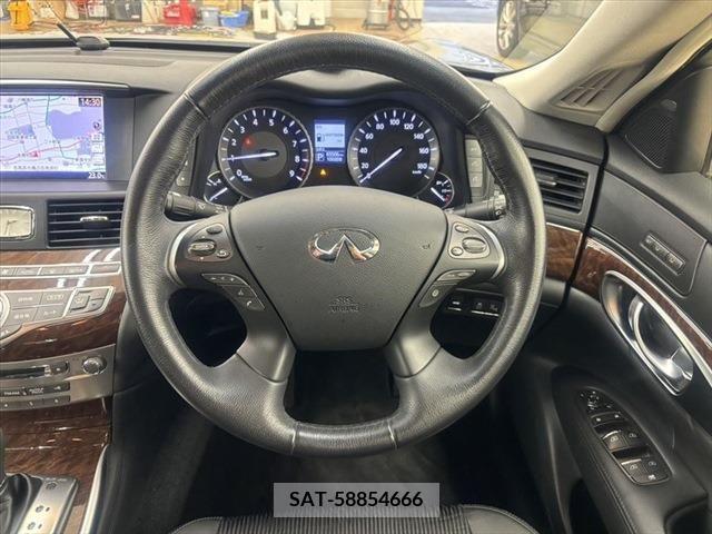 Nissan FUGA 2015-03 396686-9