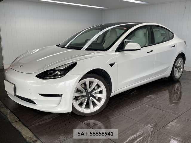 Tesla MODEL 3 2021-08 332386-12