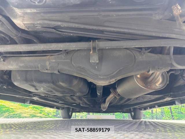 Suzuki SOLIO 2017-04 368418-19