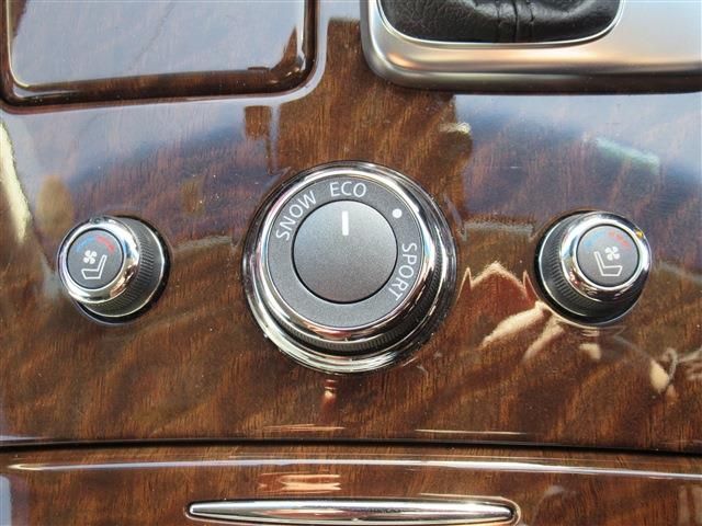 Nissan FUGA HYBRID 2021-02 195364-14