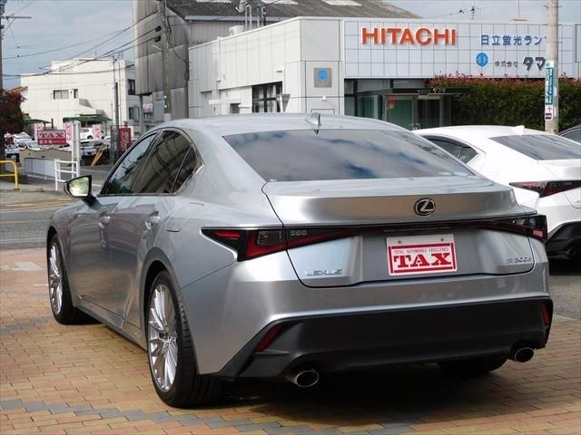 Lexus IS 2020-11 18949-3
