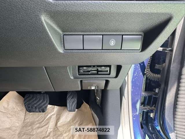 Nissan AURA 2023-03 302584-18