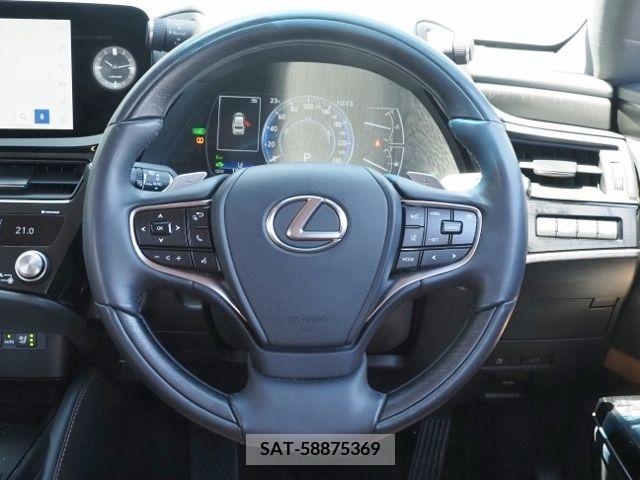 Lexus ES 2023-01 275261-19
