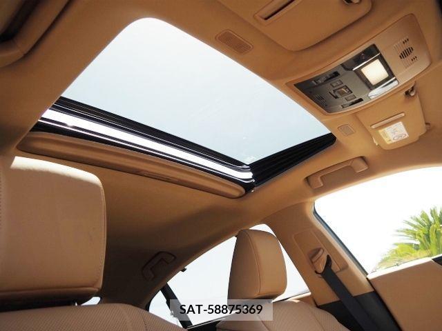 Lexus ES 2023-01 275261-10