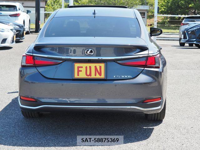 Lexus ES 2023-01 275261-6