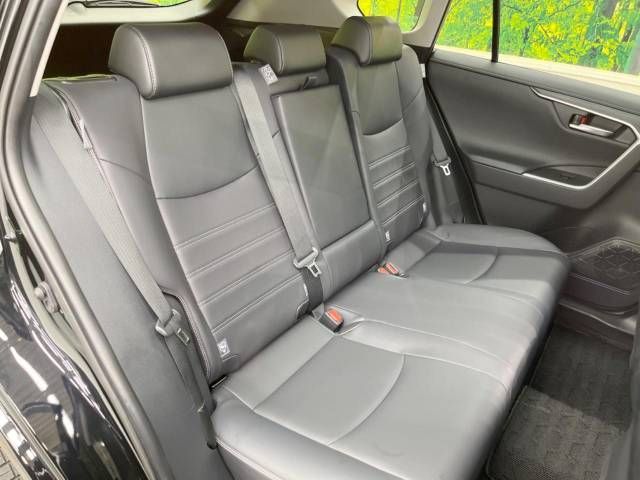 Toyota RAV4 2019-11 14765-9