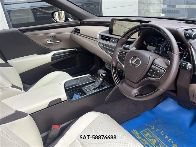 Lexus ES 2021-05 387691-11