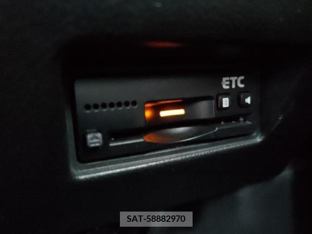 Suzuki SWIFT 2017-12 320876-19
