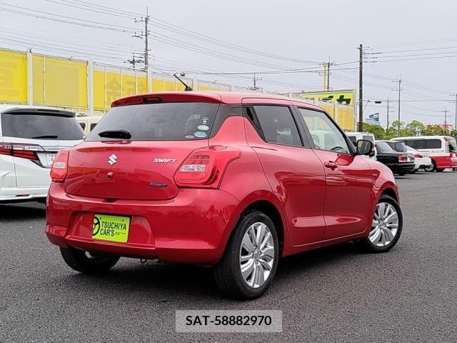 Suzuki SWIFT 2017-12 320876-1
