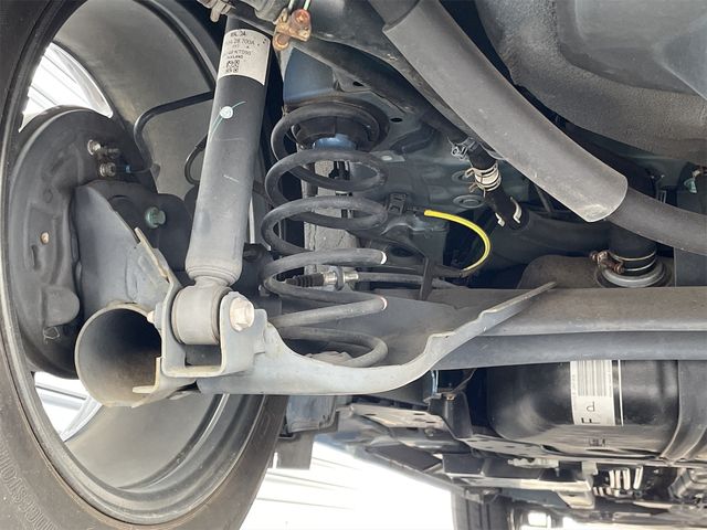 Mazda DEMIO 2015-01 25285-28