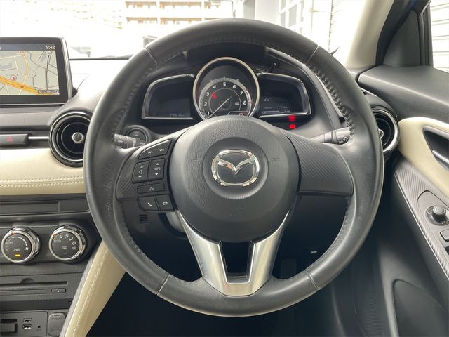 Mazda DEMIO 2015-01 25285-25