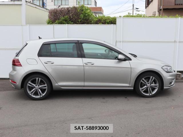 VolksWagen GOLF 2020-04 374674-7
