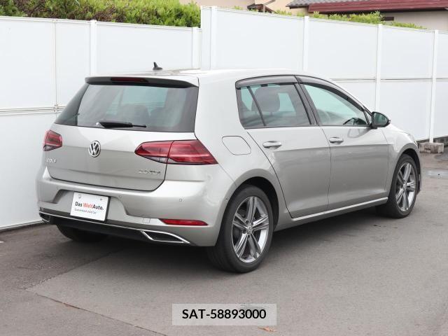 VolksWagen GOLF 2020-04 374674-6