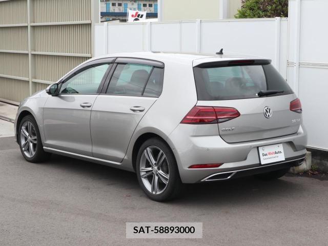 VolksWagen GOLF 2020-04 374674-4