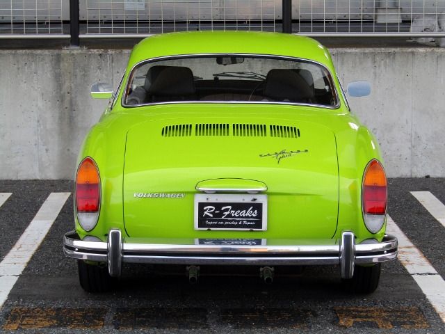VolksWagen KARMANN GHIA 1973-03 3826-5
