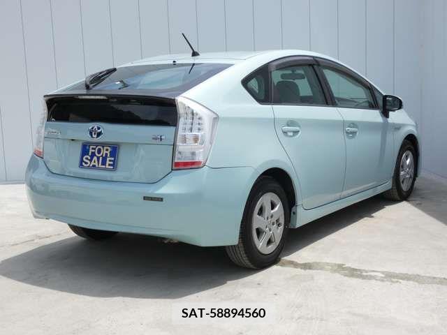 Toyota PRIUS 2011-09 366689-7