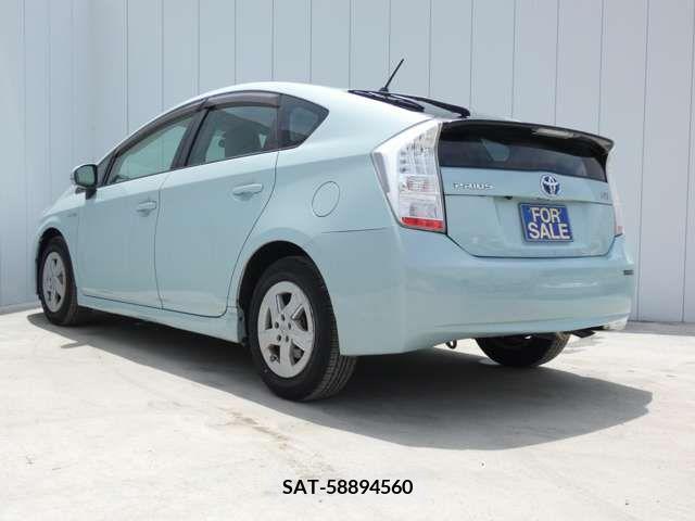 Toyota PRIUS 2011-09 366689-5