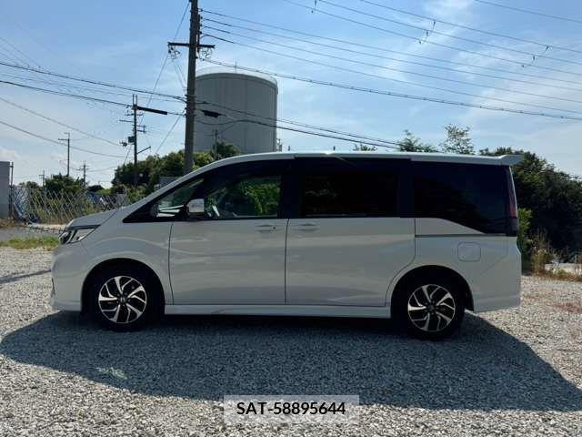 Honda e 2019-05 335819-6