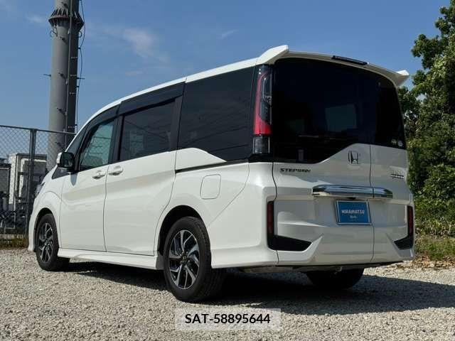 Honda e 2019-05 335819-2