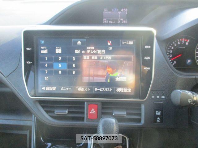 Toyota NOAH 2017-12 206455-4
