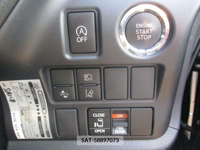 Toyota NOAH 2017-12 206455-6
