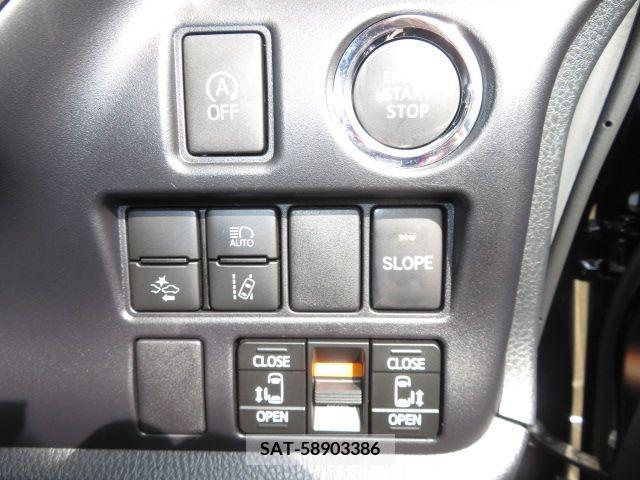 Toyota VOXY 2021-05 241112-19