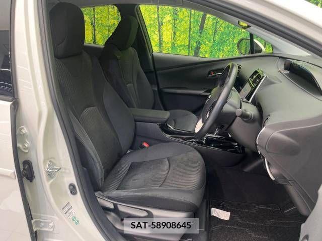 Toyota PRIUS 2017-12 282115-8