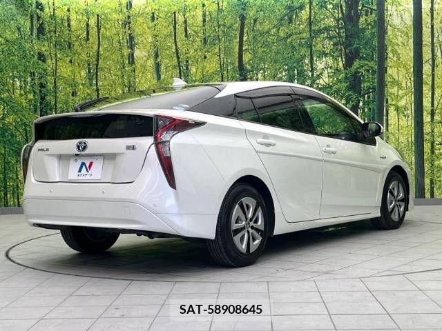 Toyota PRIUS 2017-12 282115-17