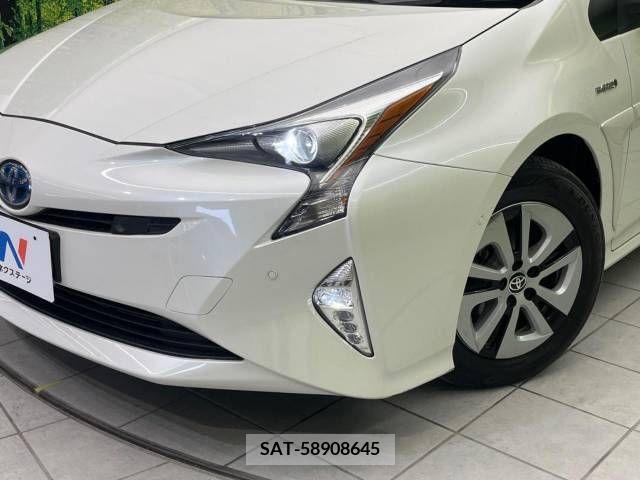 Toyota PRIUS 2017-12 282115-12