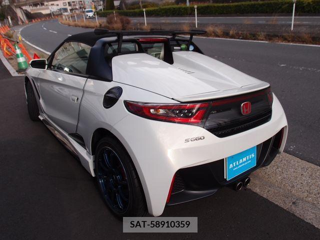 Honda S660 2015-06 372031-2