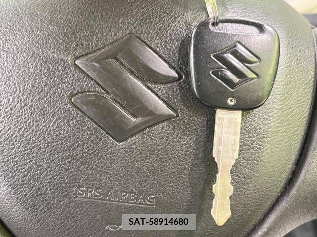 Suzuki ALTO 2016-01 395584-6