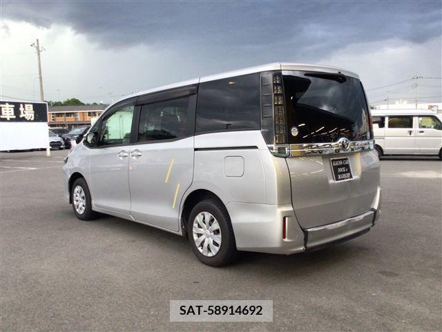 Toyota VOXY 2016-10 394953-6