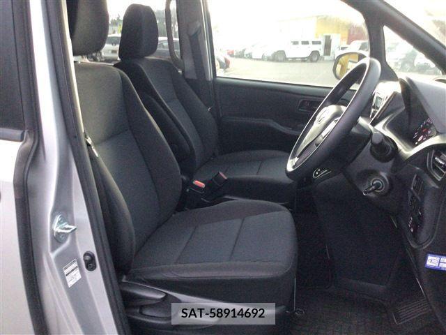 Toyota VOXY 2016-10 394953-12