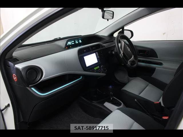Toyota AQUA 2013-03 260301-5